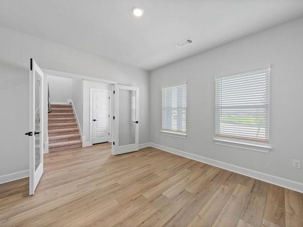 9513 Balmy LN, Manor TX 78653