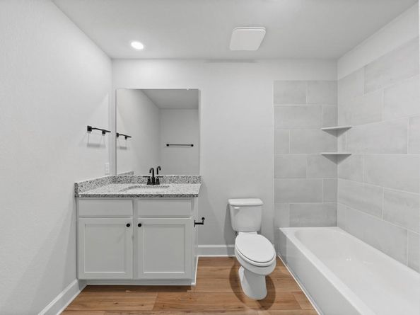 9513 Balmy LN, Manor TX 78653