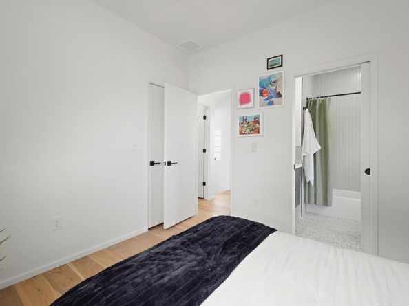 1001 Walter ST 2, Austin TX 78702