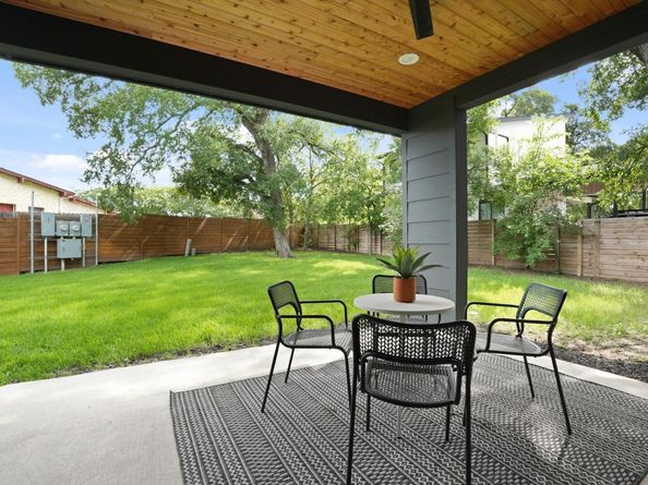 1001 Walter ST 2, Austin TX 78702