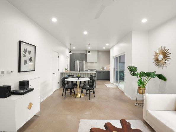1001 Walter ST 2, Austin TX 78702