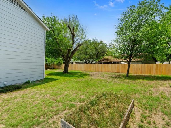11708 Rotherham DR, Austin TX 78753
