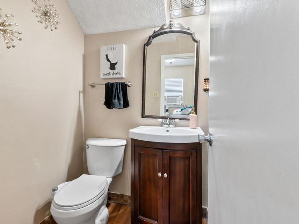 1015 E Yager LN 56, Austin TX 78753