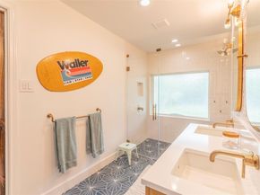 8800 Golden Rain CV, Austin TX 78735