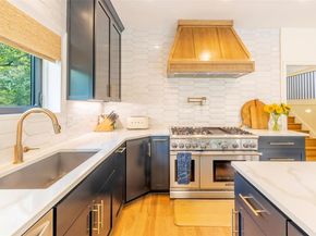 8800 Golden Rain CV, Austin TX 78735