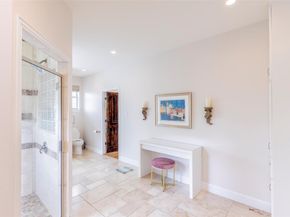 8800 Golden Rain CV, Austin TX 78735