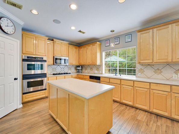 12911 Noyes LN, Austin TX 78732