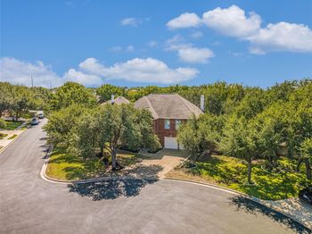 12911 Noyes LN