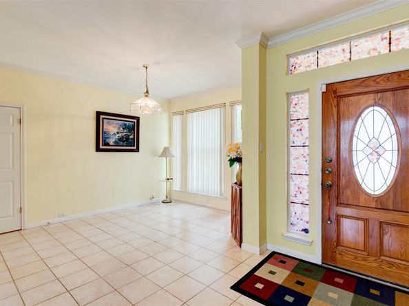 1605 Dapplegrey LN, Austin TX 78727