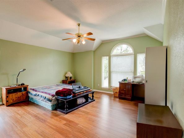 1605 Dapplegrey LN, Austin TX 78727