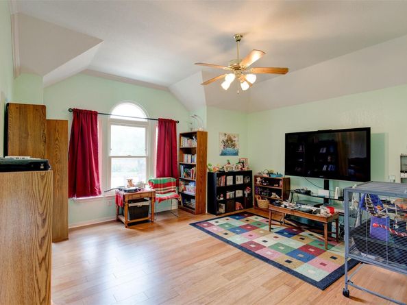 1605 Dapplegrey LN, Austin TX 78727