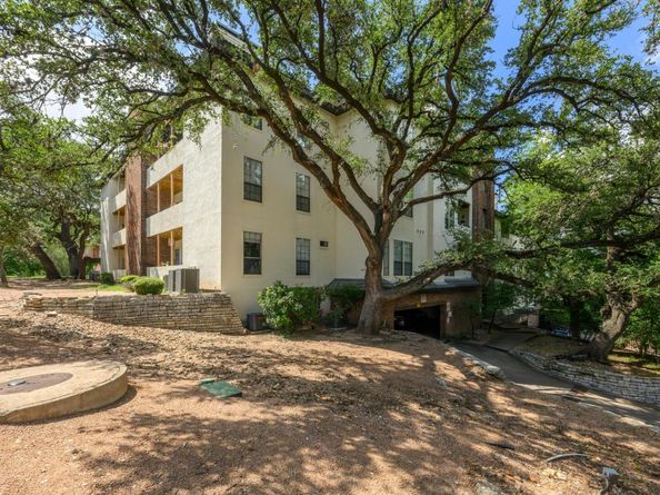 3001 Cedar ST A 102, Austin TX 78705