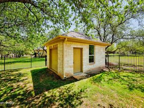 112 Shady Elm, Georgetown TX 78633