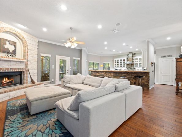 204 Woodland PARK, Georgetown TX 78633