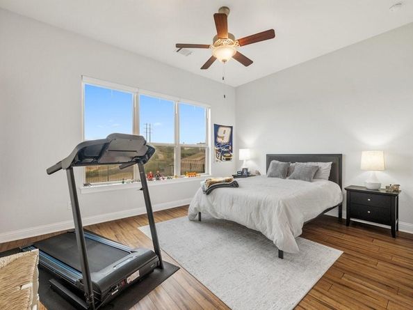 203 Serene Hilltop CIR, Lakeway TX 78738