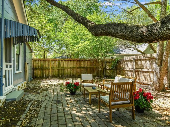 1105 W 43rd ST, Austin TX 78756