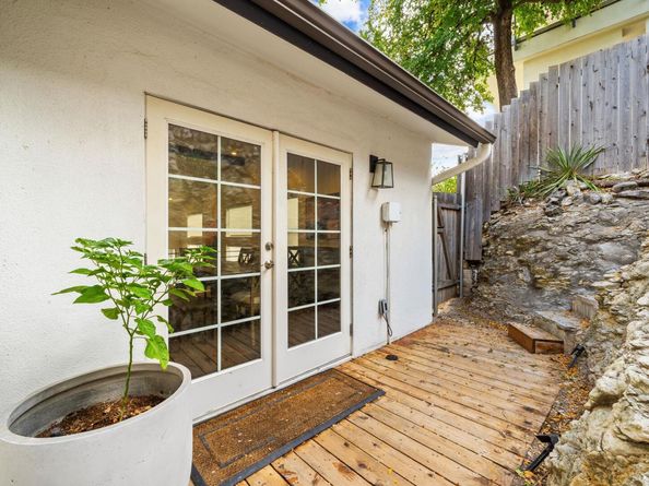 811 Rutherford PL, Austin TX 78704