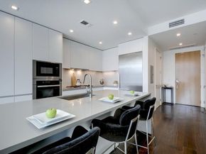 501 West Ave 703, Austin TX 78701
