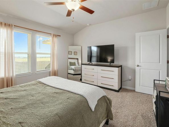 216 Prairie Song LN, Liberty Hill TX 78642