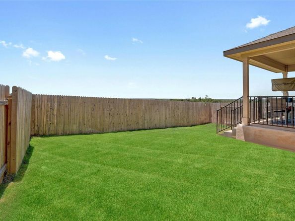 216 Prairie Song LN, Liberty Hill TX 78642