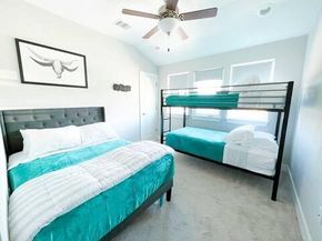 807 E 16th ST B, Austin TX 78702