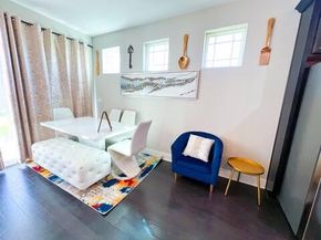 807 E 16th ST B, Austin TX 78702