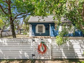 1910 Kinney Ave, Austin TX 78704