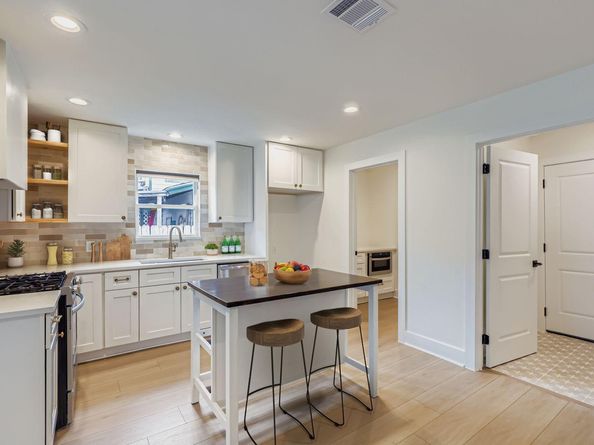 4612 Ganymede DR, Austin TX 78727