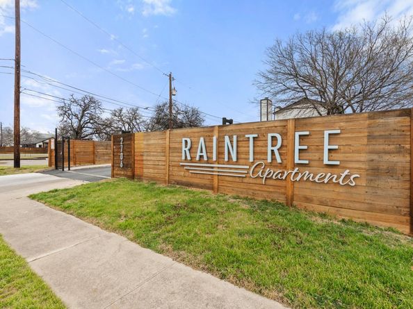 2706 Wheless LN Bldg 2, Austin TX 78723