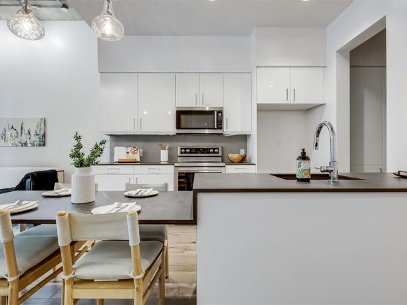 1501 E 4th ST 206, Austin TX 78702