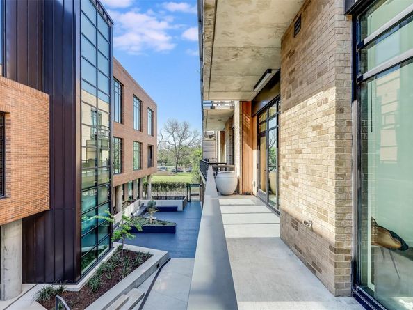 1501 E 4th ST 206, Austin TX 78702