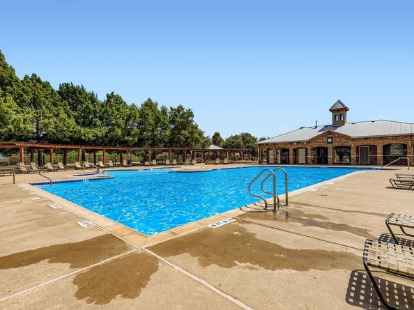 1127 Winding Creek PL, Round Rock TX 78665