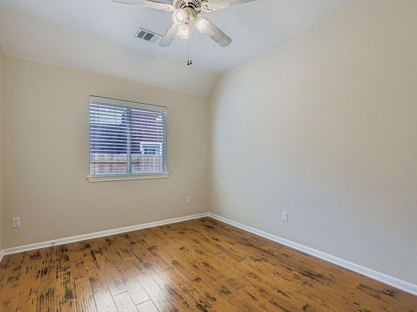 1127 Winding Creek PL, Round Rock TX 78665