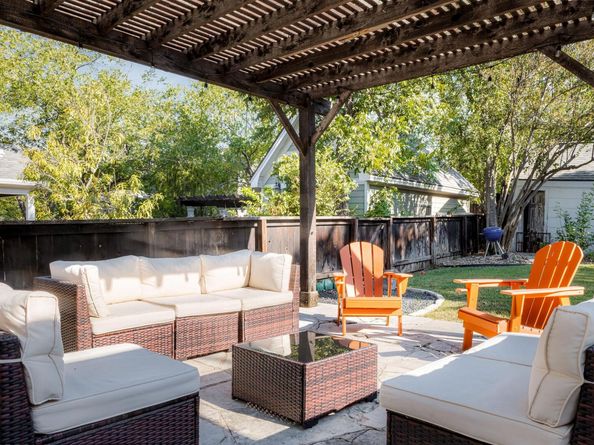 830 Harris Ave, Austin TX 78705
