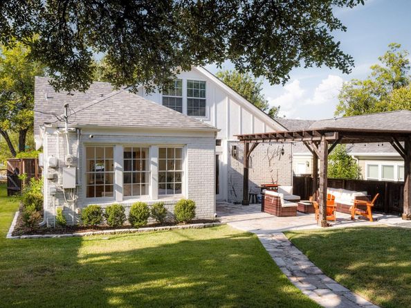 830 Harris Ave, Austin TX 78705