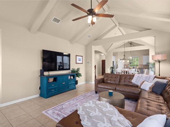 4211 Woodhaven TRL, Round Rock TX 78665