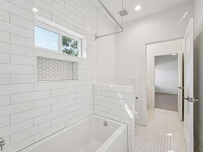 739 Gunter ST 1, Austin TX 78702