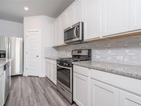 7213 Harmony Shoals BND 158, Austin TX 78744
