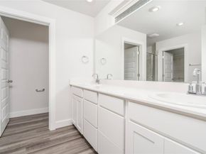 7213 Harmony Shoals BND 158, Austin TX 78744