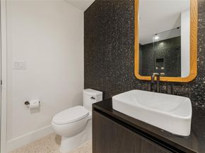 48 East Ave 2211, Austin TX 78701