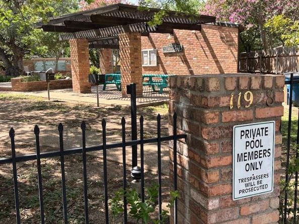 1412 Elm Brook DR, Austin TX 78758