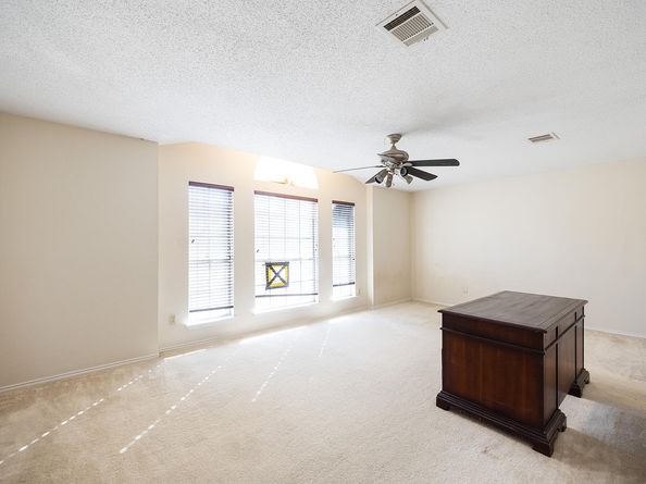 8612 Piney Creek BND, Austin TX 78745