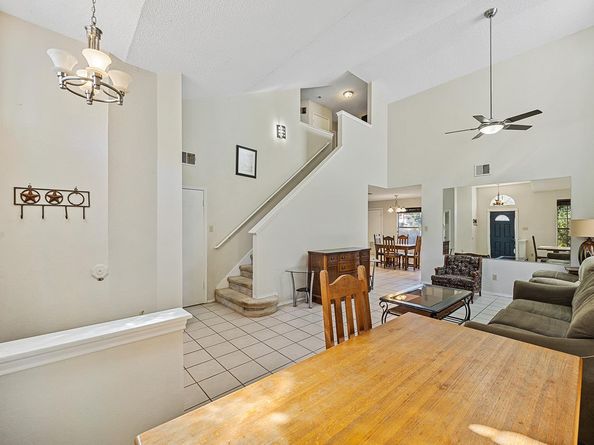 8612 Piney Creek BND, Austin TX 78745