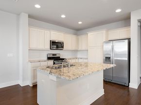 13800 Lyndhurst ST 326, Austin TX 78717