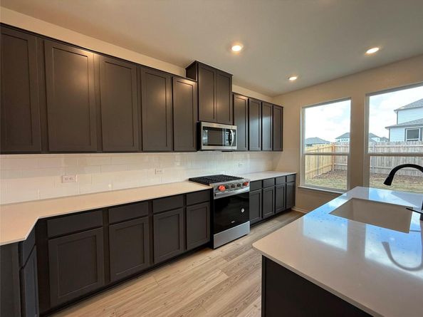 1644 River Plateau DR, Leander TX 78641