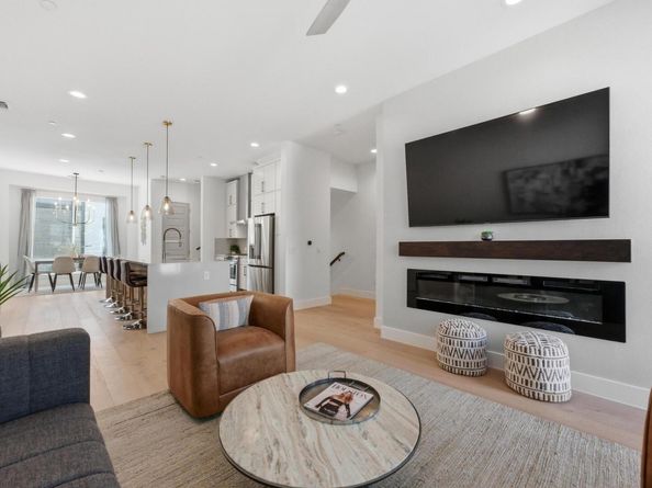 3905 Emory Peak PASS, Austin TX 78731