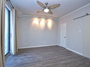 1707 Spyglass DR 47, Austin TX 78746