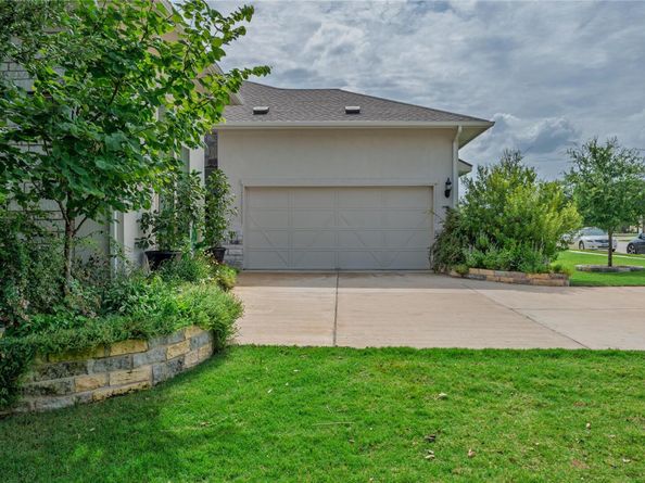 1404 Scenic Oaks DR, Georgetown TX 78628