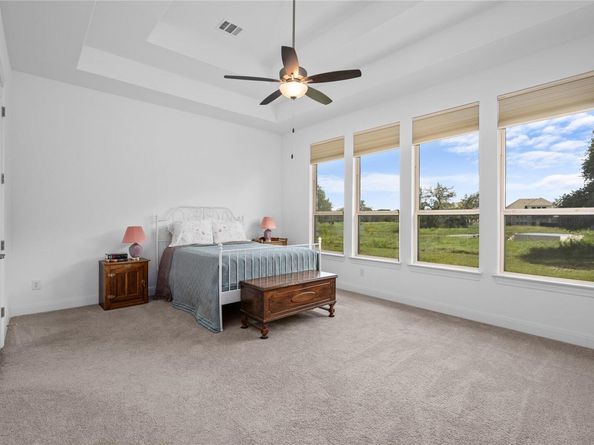 1404 Scenic Oaks DR, Georgetown TX 78628