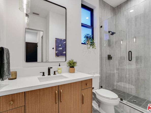 11862 N Hillsborough Lane, Porter Ranch CA 91326